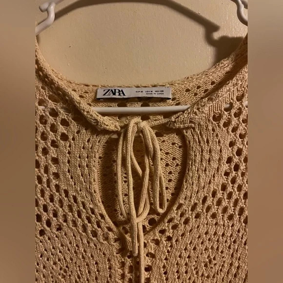 Zara Beige Crochet Tie-Front Top - Picture 2 of 3
